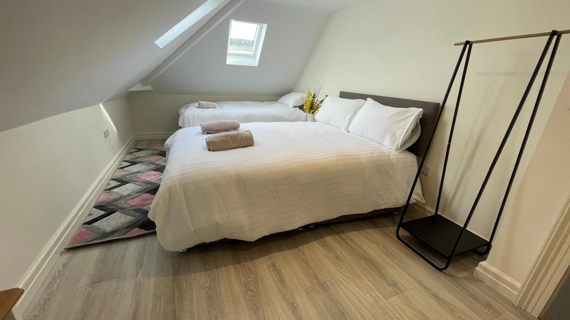 Spire Entire Attic Apartment No Kitchen Dublin Exterior photo
