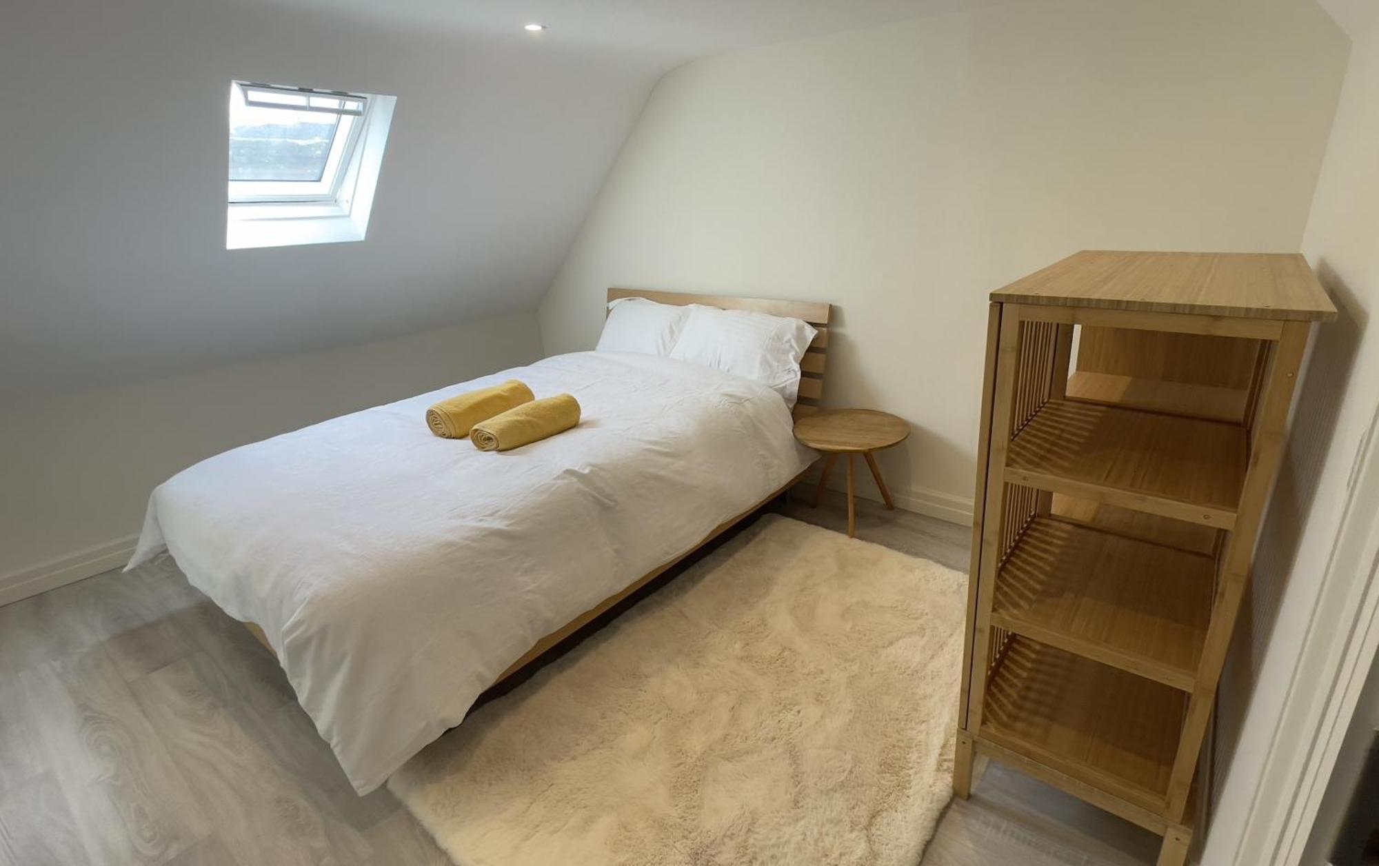 Spire Entire Attic Apartment No Kitchen Dublin Exterior photo